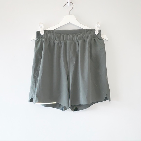 lululemon athletica Other - Lululemon vent shorts with liner